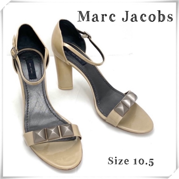 MARC Jacobs Studded Patent Leather Nude Ankle Straps Chunky Heel Sandal Sz 10.5 - Picture 1 of 8